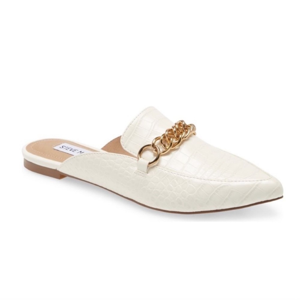 Steve Madden forever chain slip on mule shoes. White croc embossed.